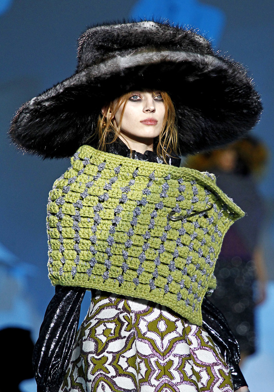 Runway Marc Jacobs Fall/Winter 2012-2013 Details | Cool Chic Style Fashion
