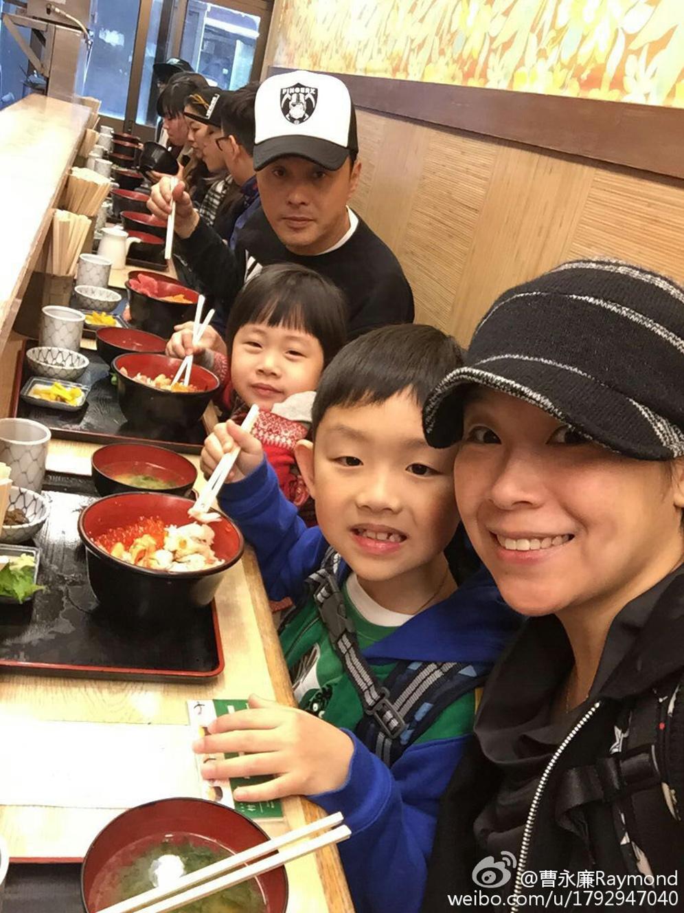 Asian E-News Portal: Raymond Cho and his family went to Japan for holidays