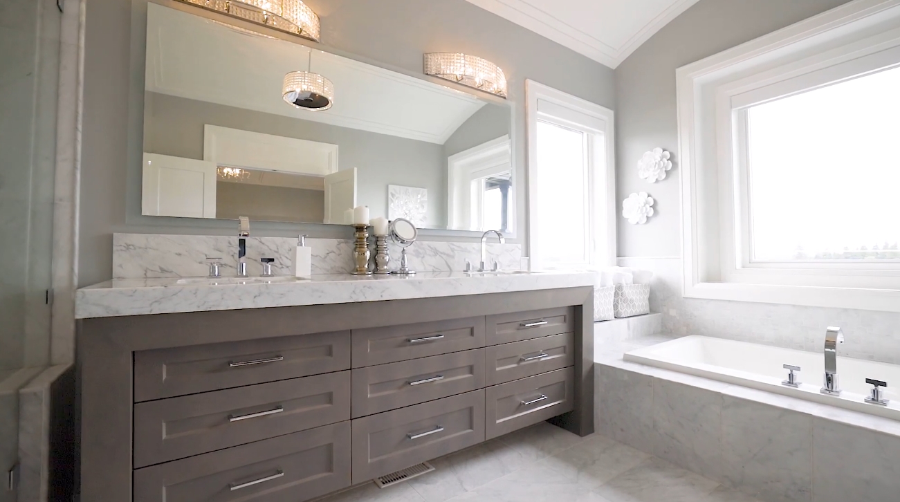 36 Photos vs. 15911 39A Avenue, South Surrey, BC - Sotheby's International Realty Canada - Luxury Home & Interior Design Video Tour