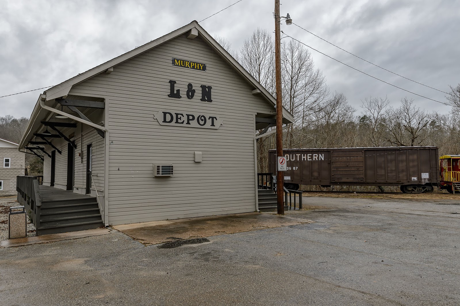 Bubba's Garage Murphy Branch End of the Line