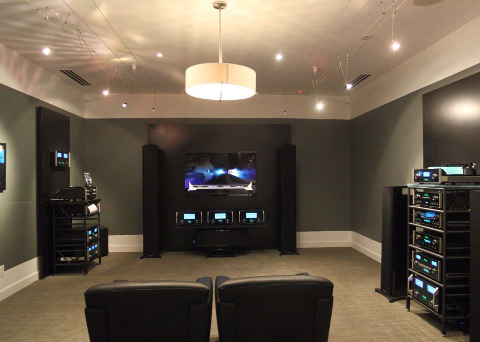 High End Audio Industry Updates Home Theater Systems Create Realistic