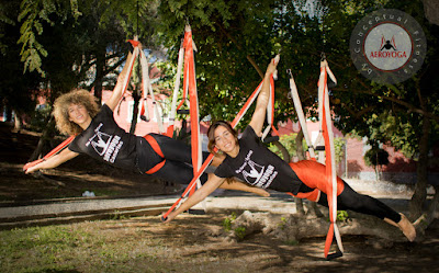yoga-aereo-cursos-madrid-galicia-chile-aero-pilates-airyoga-aerial-teacher-training-clases-escuelas-negocios-formacion-profesional-seminarios-diploma-certificacion-acreditacion-alliance-deporte-ejercicio-salud-bienestar-wellness-tendencias