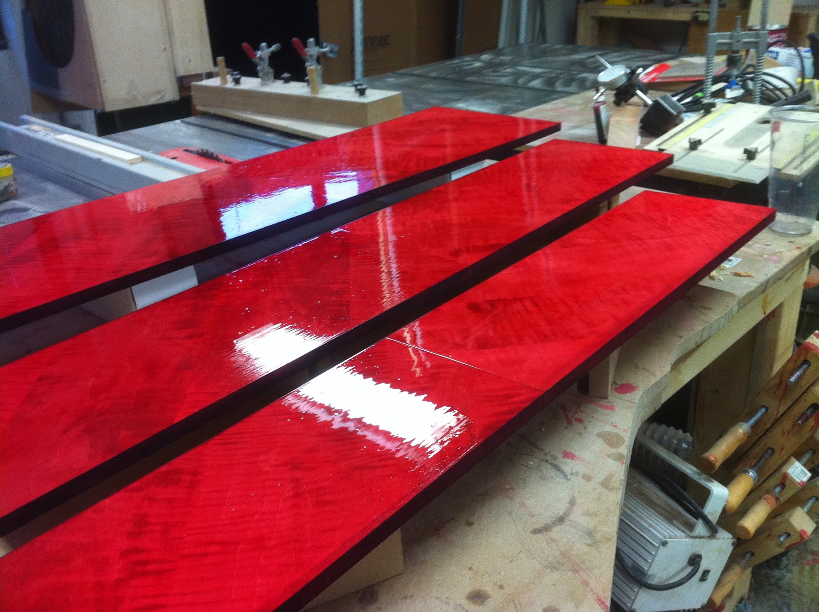 IDVW Design Using Dye in Furniture Design