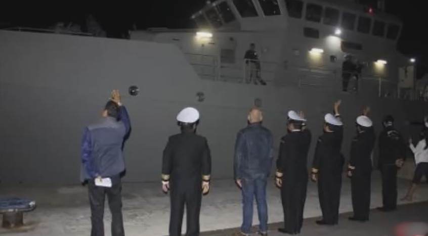 Gambar penugasan kapal perang canggih KRI SPica 934 terbaru TNI AL