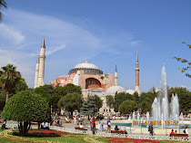 The Hagia Sophia in Istanbul, the largest and most beautiful cathedral in the world for 1000 years