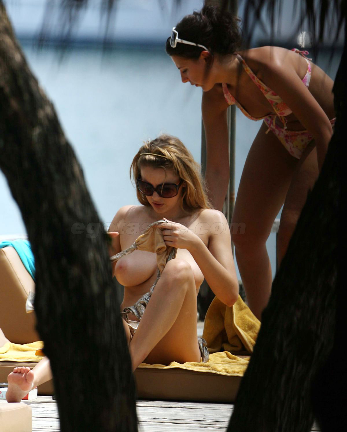 Lesbian golf video Lesbian gangbang rough