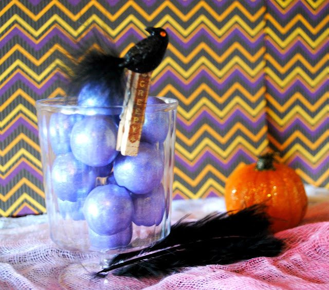 DIY Halloween Treat Cups, Feather and Clip Embelishments 