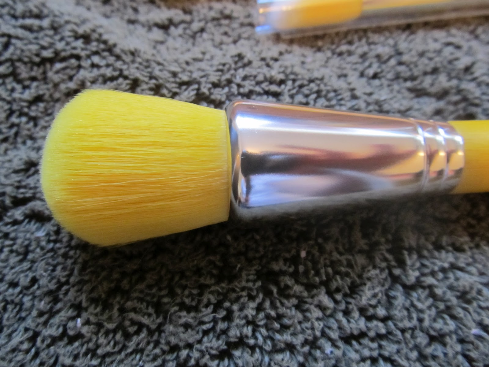 Review: Bdellium Tools Yellow Bambu Series Mineral Five Piece Brush Set