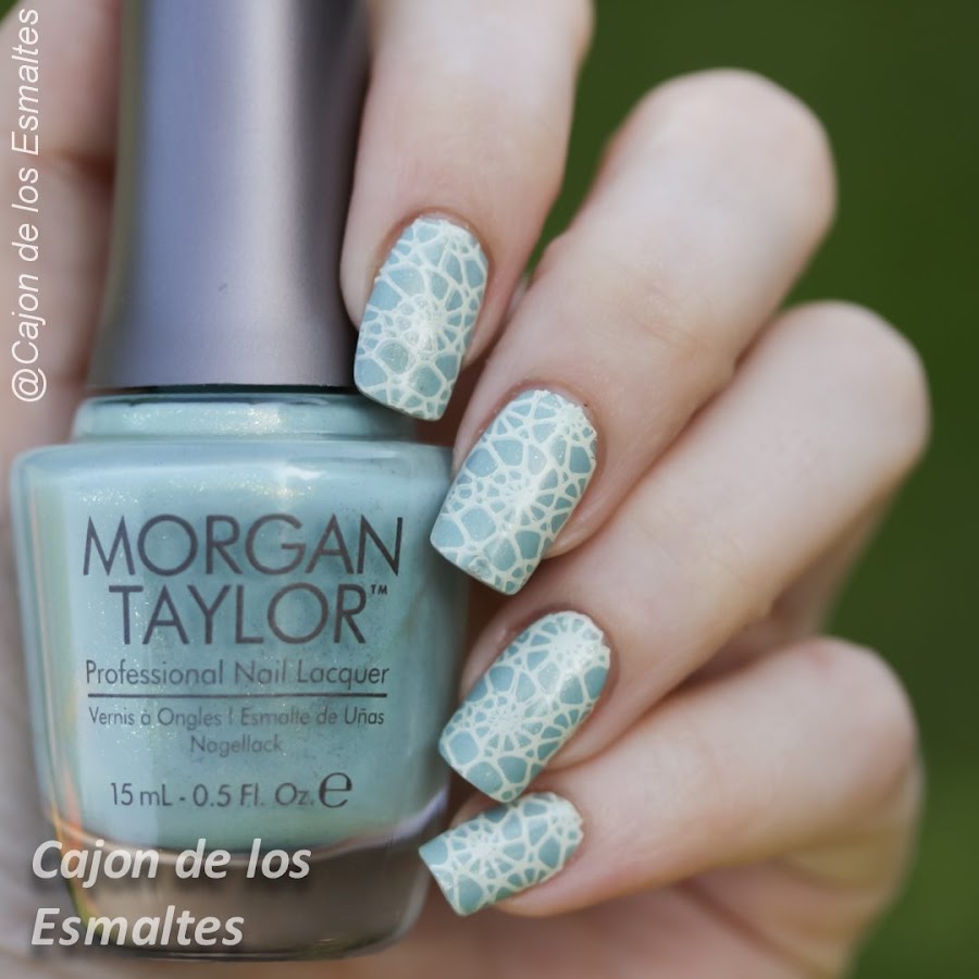  Decoración de uñas con encaje