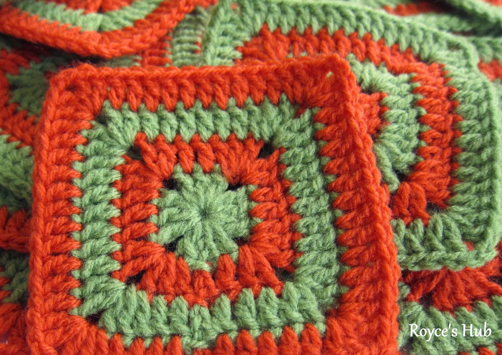 Royce's Hub: Solid Granny Square Project In Progress