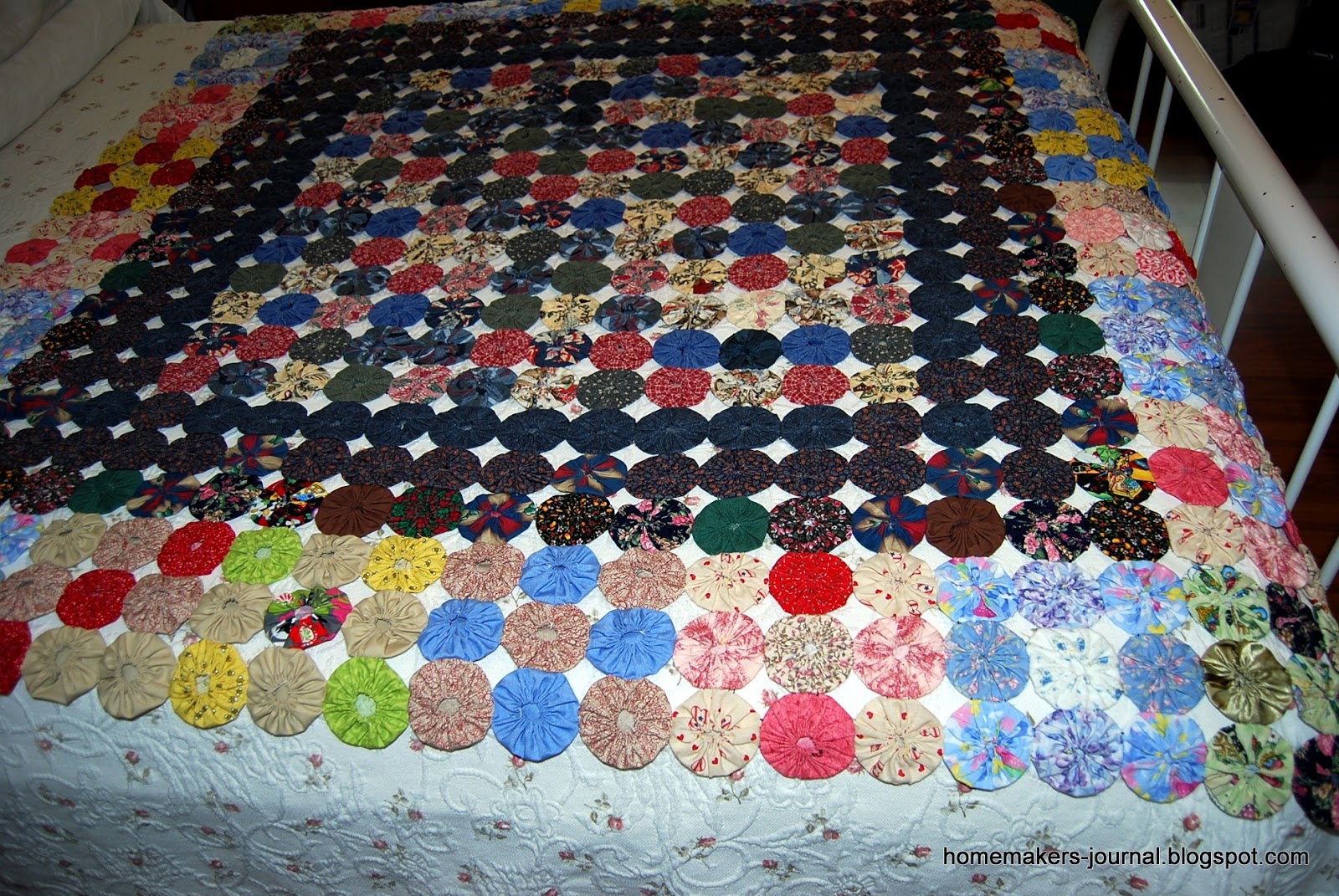 Homemaker's Journal Retro YoYo Quilts