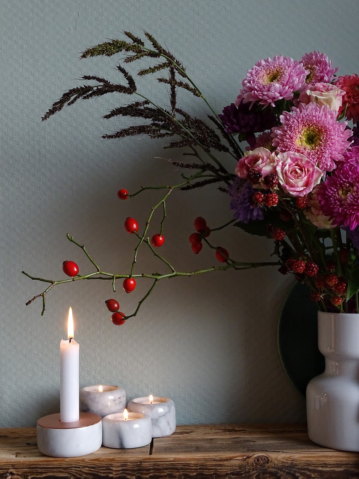 Mit Dahlien dekorieren - 3 Styling-Ideen mit Dahlien - http://mammilade.blogspot.de Mit Dahlien dekorieren - 3 Styling-Ideen mit Dahlien - http://mammilade.blogspot.de