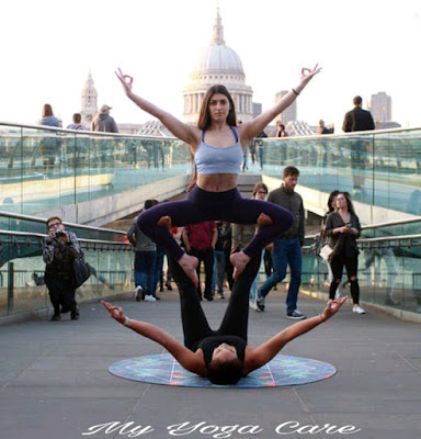 WARRIOR POSE II YOGA