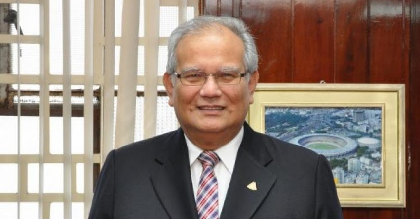 JORGE ALVA HURTADO: Rector de la UNI descartó ser Ministro de Educación en el Gabinete Villanueva JORGE ALVA HURTADO: Rector de la UNI descartó ser Ministro de Educación en el Gabinete Villanueva