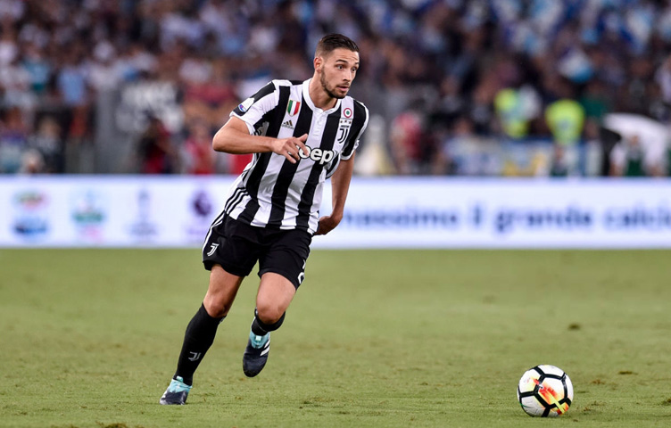 De Sciglio: "Juve posjeduje vrhunski italijanski i evropski tim" De Sciglio: "Juve posjeduje vrhunski italijanski i evropski tim"