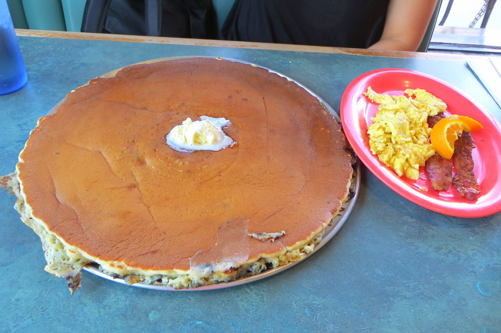 simply inter nos EAT THE POTHOLDER CAFE