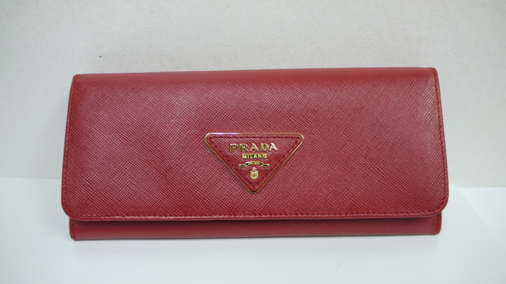Prada Saffiano Continental Wallet Red