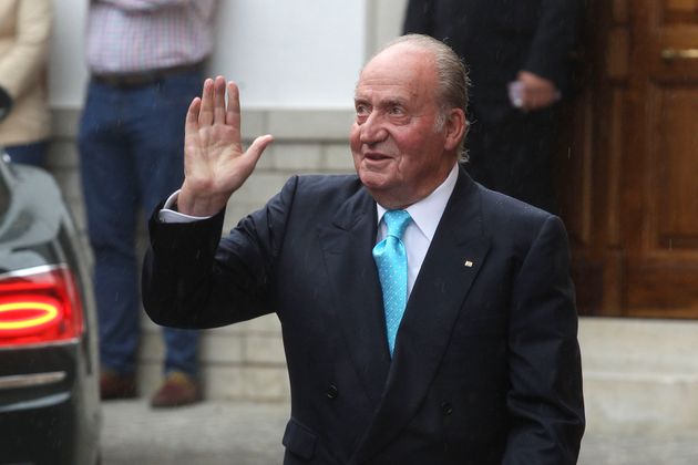 Presuntas comisiones millonarias y cuentas en Suiza: los negocios opacos de Juan Carlos que precipitaron su decisión Presuntas comisiones millonarias y cuentas en Suiza: los negocios opacos de Juan Carlos que precipitaron su decisión