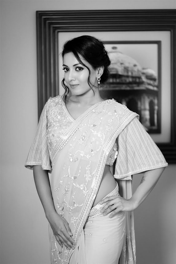 Catherine Tresa in pink saree photos