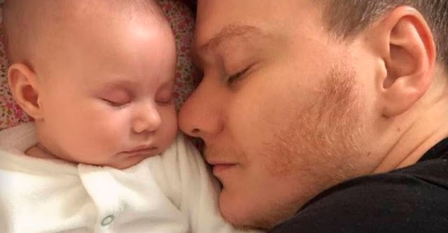 Resultado de imagem para Michel Teló passou dias sem ver a filha e ele fez questão de captar a reação dela ao vê-lo chegar