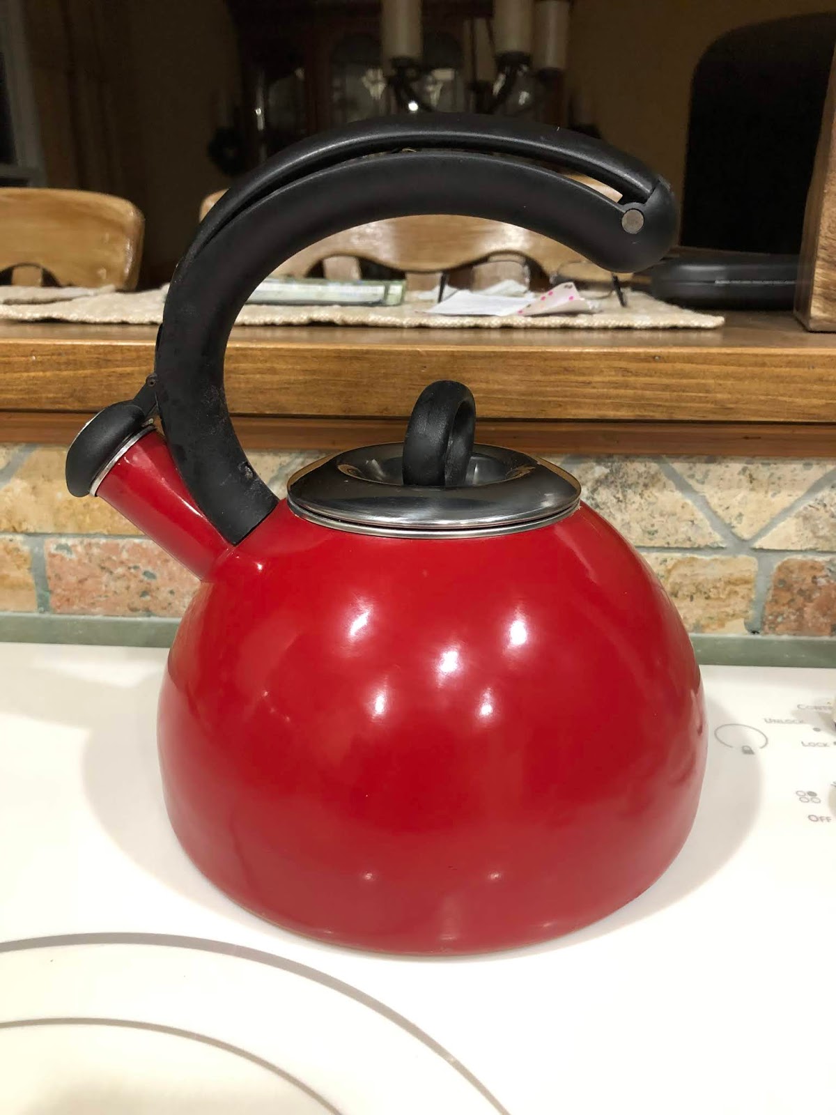 Kelli In the Middle Product Review Electric Tea Kettle