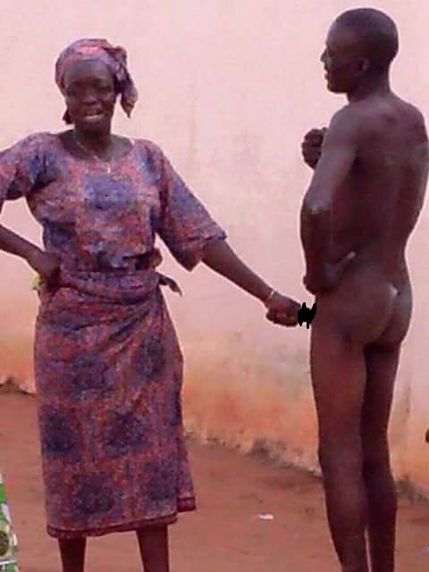 Caught Naked Ebony Women 110