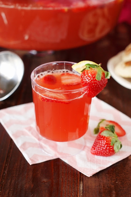 Strawberry Tea Punch ~ A amazingly delicious, crowd-pleasing punch!  Perfect for a tea party, bridal shower, or brunch.   www.thekitchenismyplayground.com