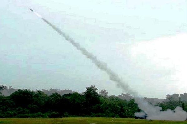 R-Han 122 Roket Pertahanan Produksi Indonesia
