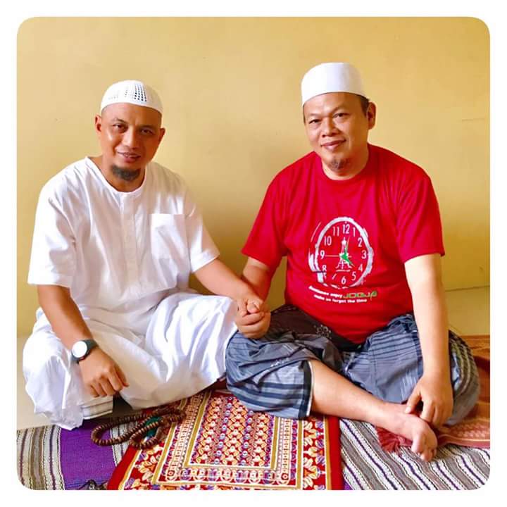 Jenguk Al-Khaththat, KH Arifin Ilham Berdoa Kapolri Dapat Hidayah Jenguk Al-Khaththat, KH Arifin Ilham Berdoa Kapolri Dapat Hidayah