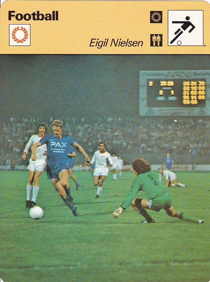 Football Yesterday & Today Eigil Nielsen, 