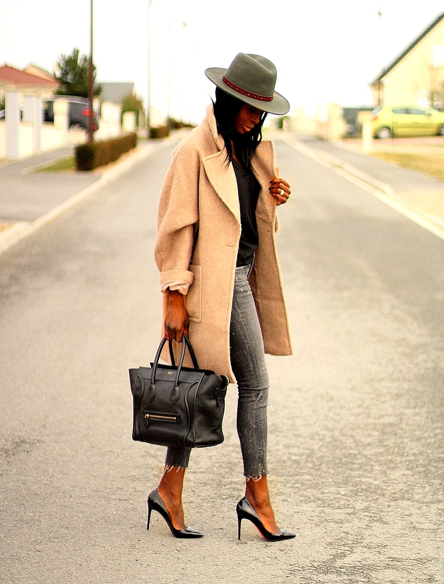 ootd-casual-chic-camel-coat-celine-mini-luggage-louboutin-pigalle ootd-casual-chic-camel-coat-celine-mini-luggage-louboutin-pigalle