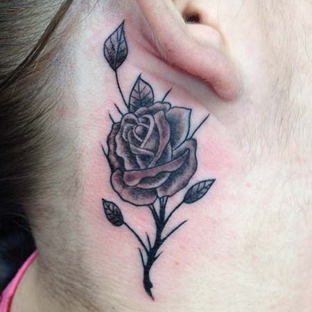 Tatuagens femininas atrás das orelhas Tatuagens femininas atrás das orelhas