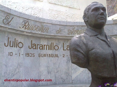 Julio Jaramillo, el ruiseñor de América, busto