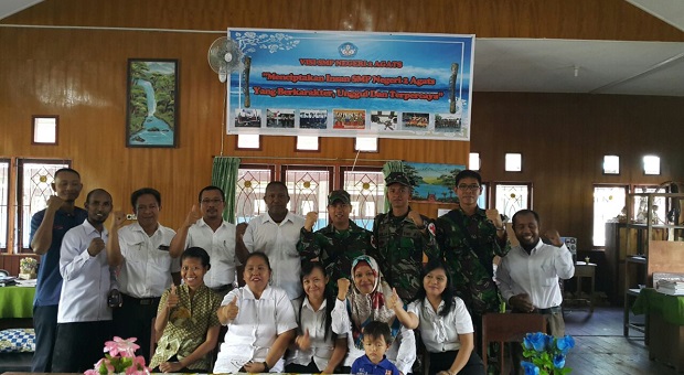 Satgaskes TNI Lakukan Screening Radang Telinga SMPN 2 Agats