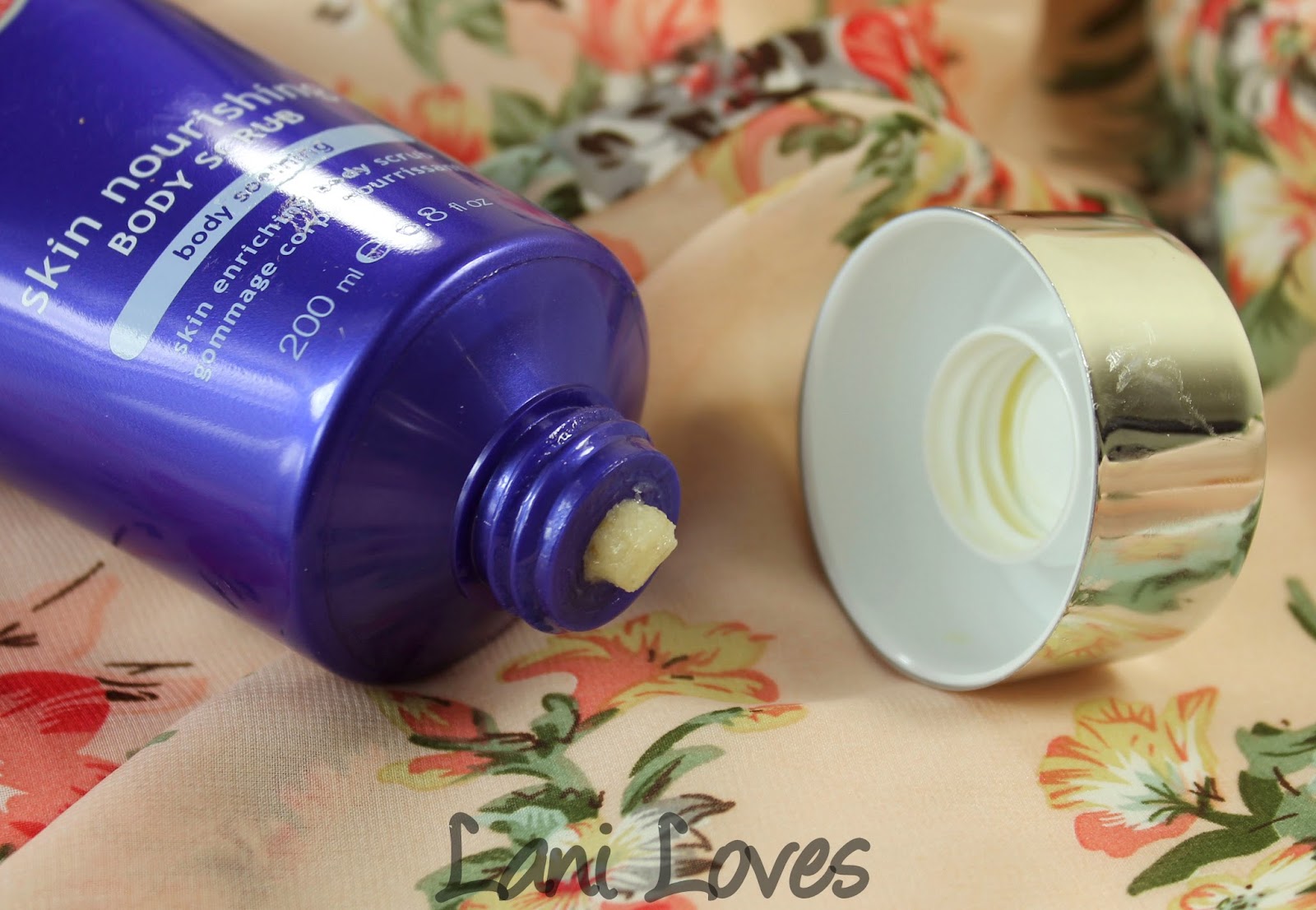 Elemis sphome Skin Nourishing Body Scrub & Body Cream Review Lani Loves