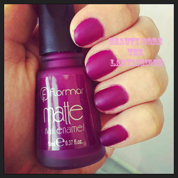 Flormar nail enamel reds. ассортимент лаков flormar matte. Flormar matte. Flormar matte. Flormar tf402.