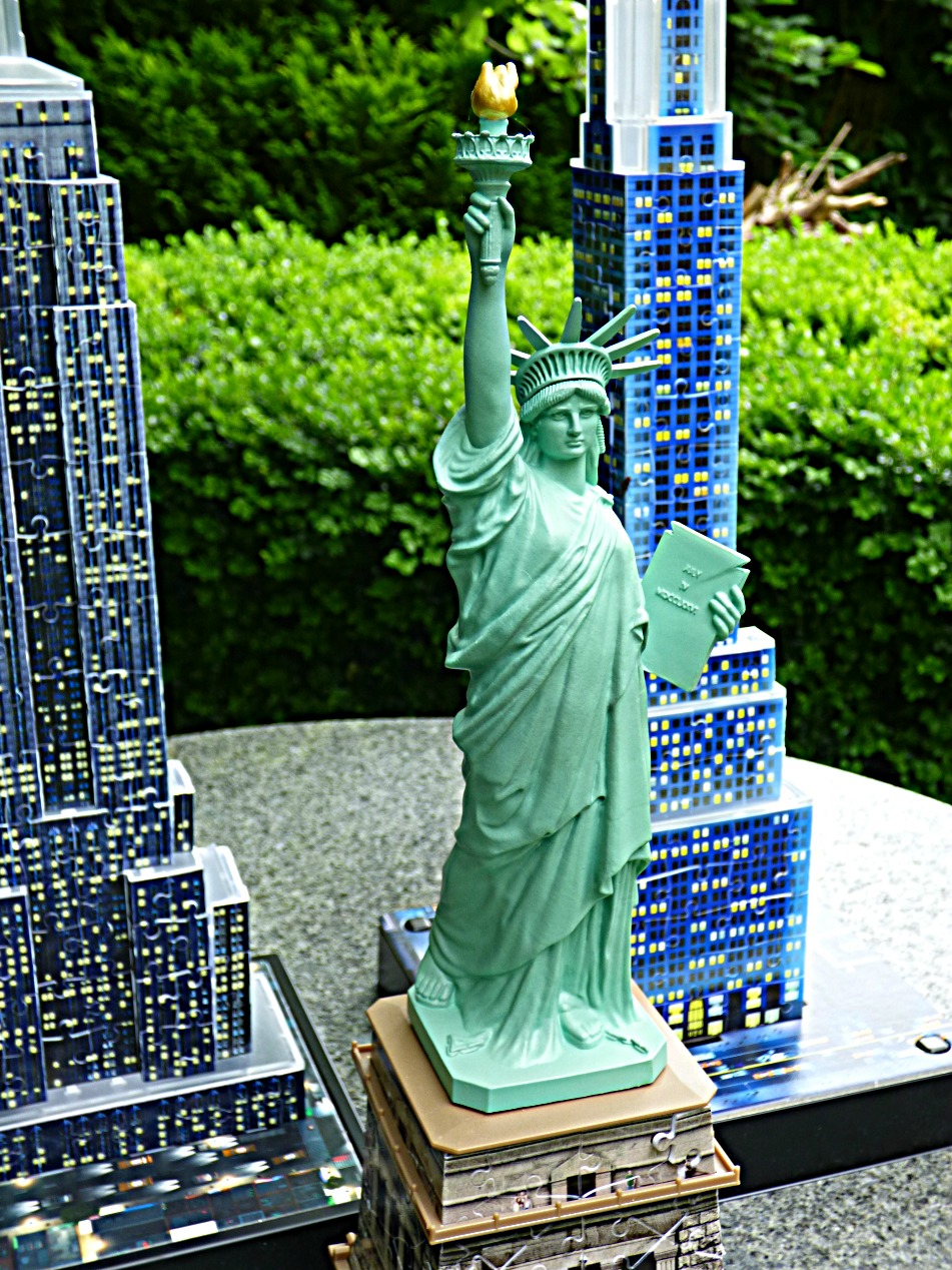 Ravensburger - Puzzle 3D Building - Statue de la…