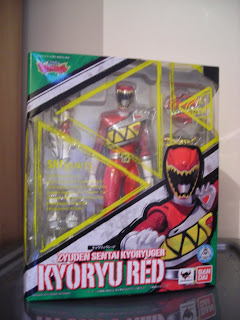 SH Figuarts Kyoryu Red from the Super Sentai series Zyuden Sentai Kyoryuger