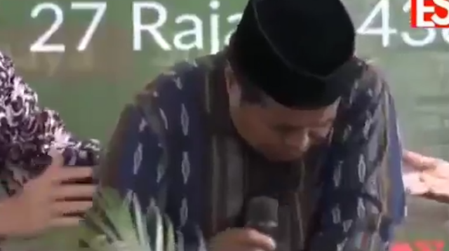 Qur’an reciter dies live on-air