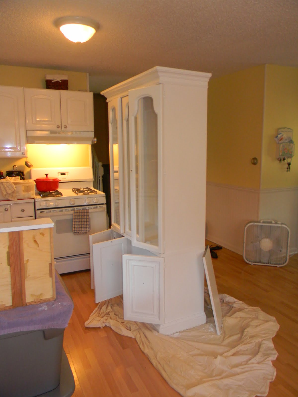 Sassy's Crafty Creations: Refinished China Cabinet