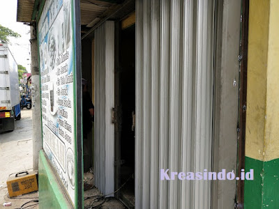 Folding Gate pemasangan di Bpk Ujang di Ratujaya Depok Folding Gate pemasangan di Bpk Ujang di Ratujaya Depok