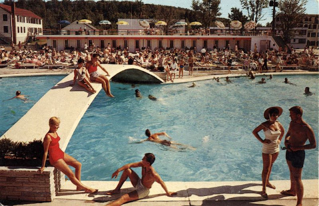 30 Cool Pics That Show American Hotel Swimming Pools From the 1950s and ...