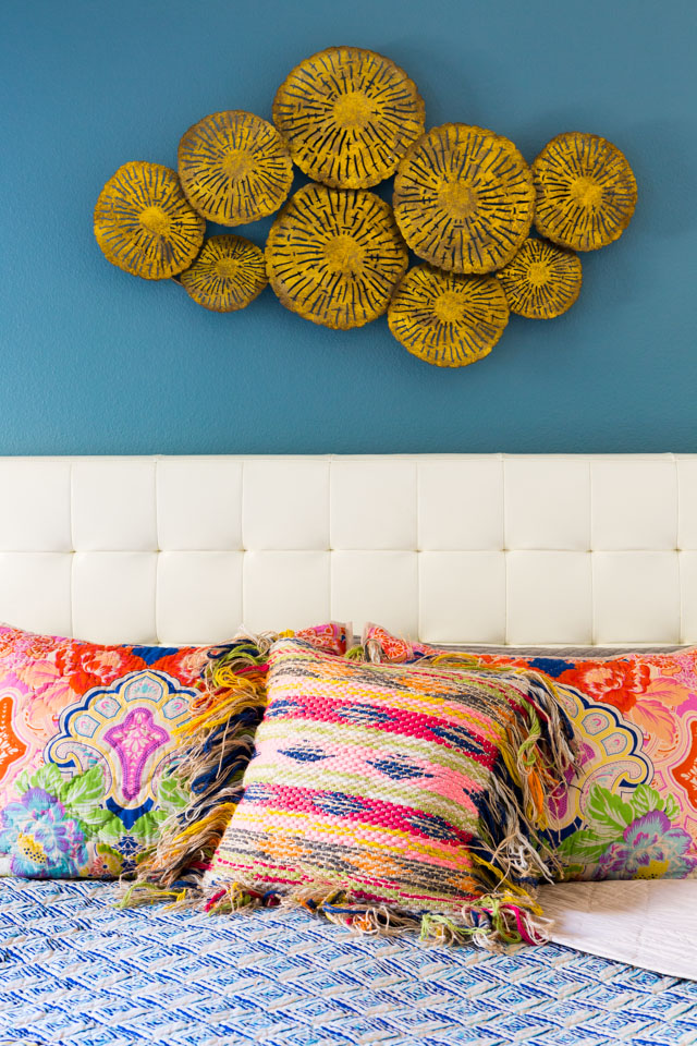 Master bedroom ideas with colorful boho bedding! Master bedroom ideas with colorful boho bedding!