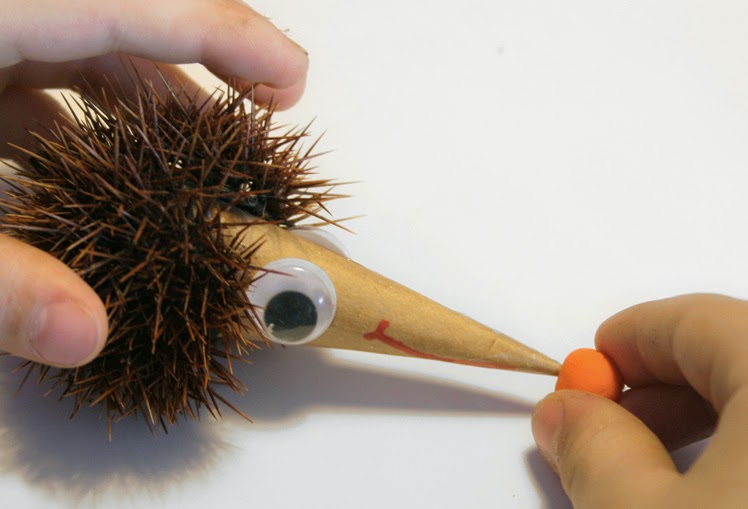 Manualidad: Erizo con cáscara de castaña13