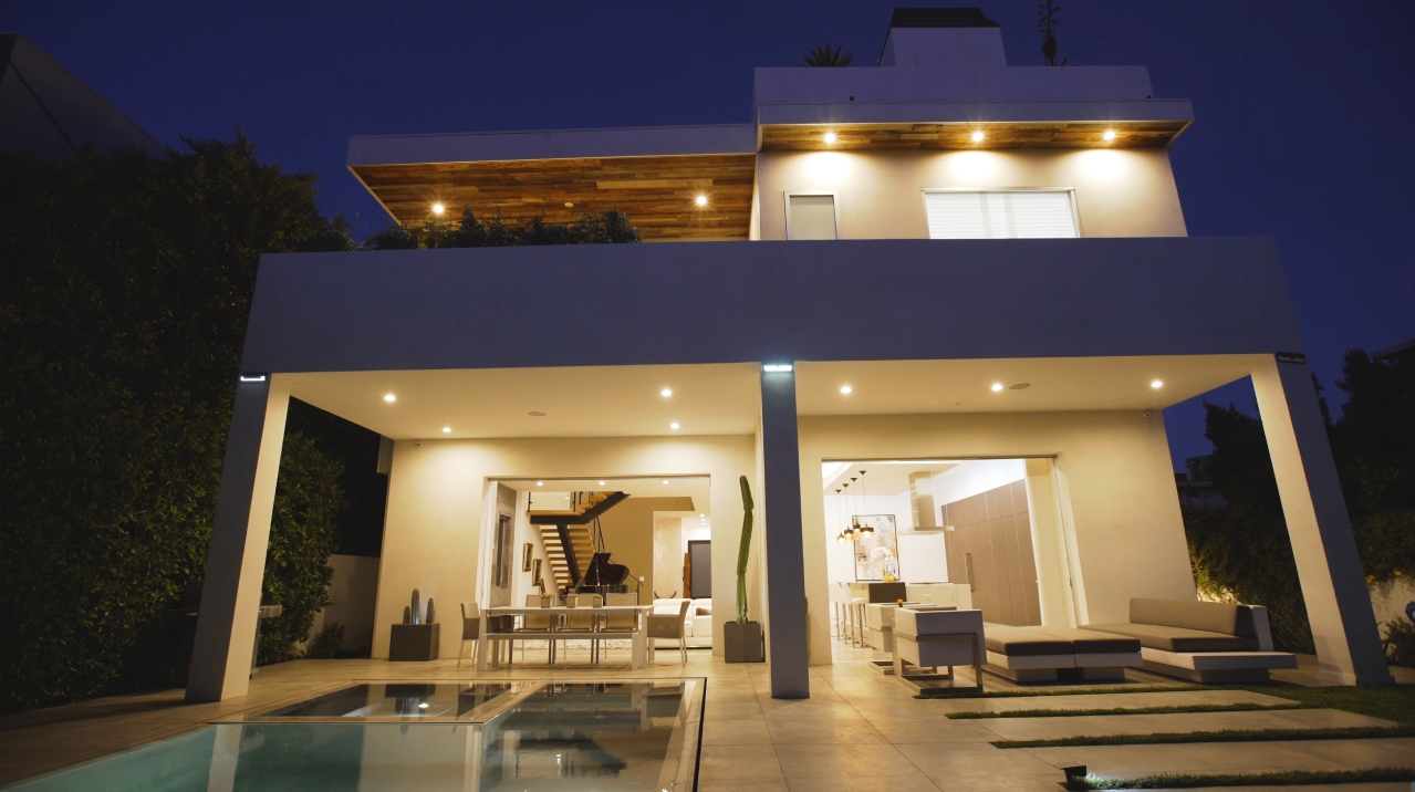 29 Photos vs. 833 N. Gardner St, Los Angeles vs. Luxury Home Interior Design Tour