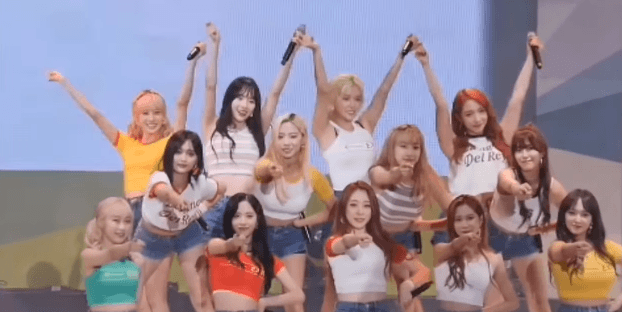 루다(우주소녀)를 사랑한(?) 나방군.. | 인스티즈