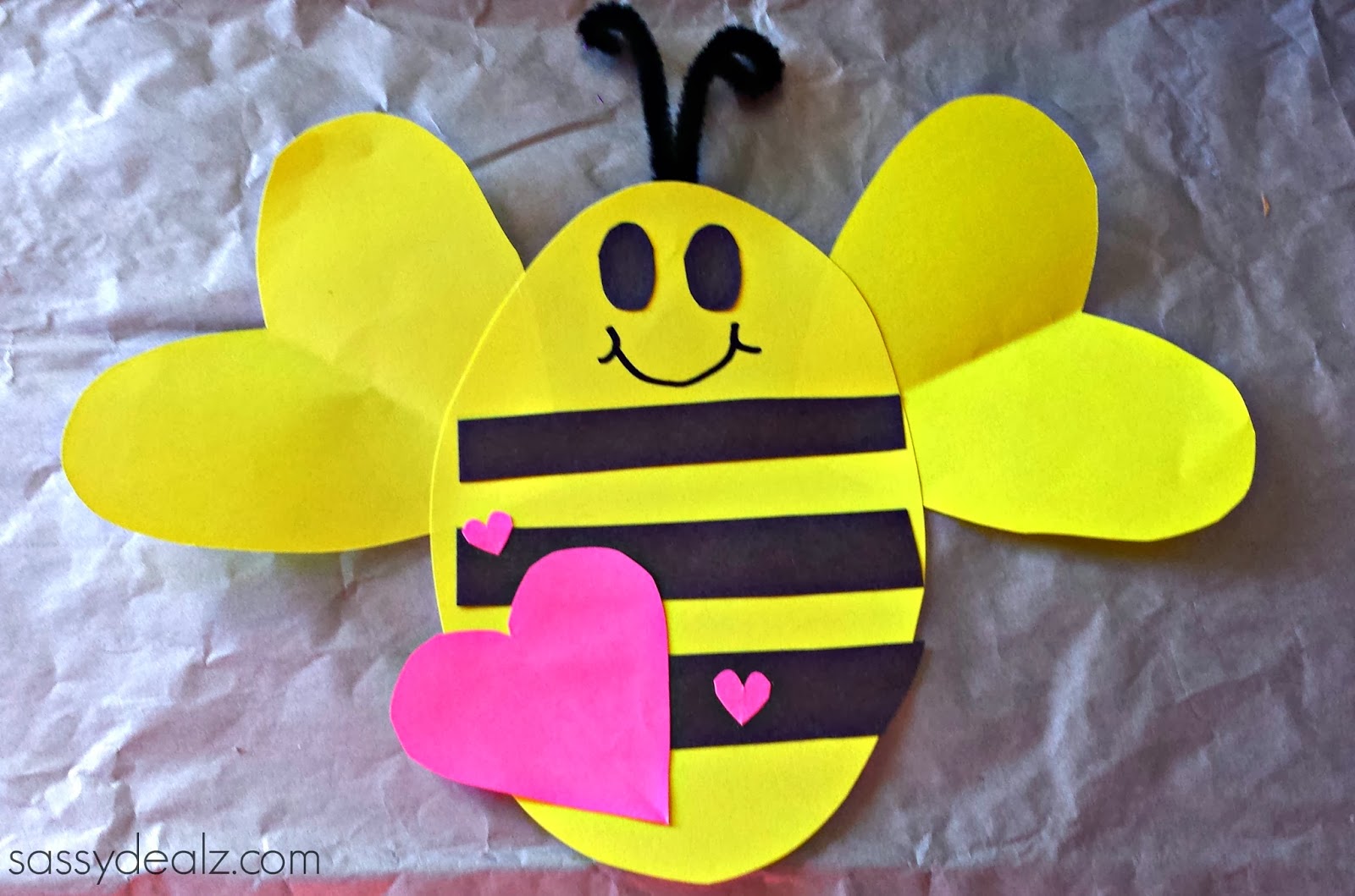 "Bee Mine" Valentine's Day Craft For Kids - Crafty Morning