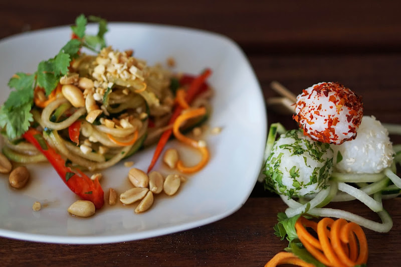 Pad Thai - Salat mit Sticky-Rice-Pops