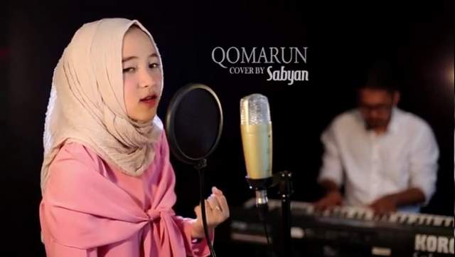 Sabyan Gambus - Qomarun dan Terjemahan