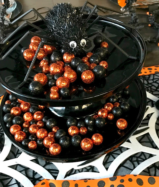Black and Orange Halloween Party decorating ideas